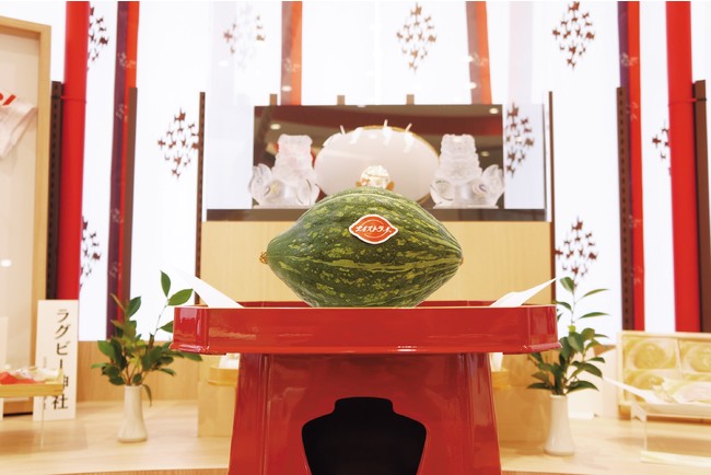 11月は「埼玉県地産地消月間」。地元熊谷産のナイストライ南瓜を使用した季節限定ケーキを発売。きめが細かく、滑らかな舌触りと上品な甘さが特徴の絶品ケーキ。のサブ画像4