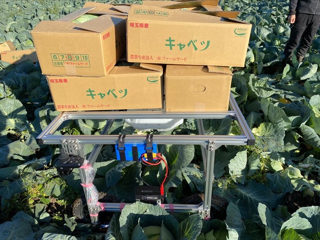 農家がロボットを開発！深谷市農家の主導で「キャベツ搬送ロボット」を開発のサブ画像2_ジョイスティックによる操作も可能