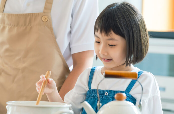 子供&親子向け 料理体験イベント「食育カンファレンス2021」を12月４日オンライン開催のメイン画像