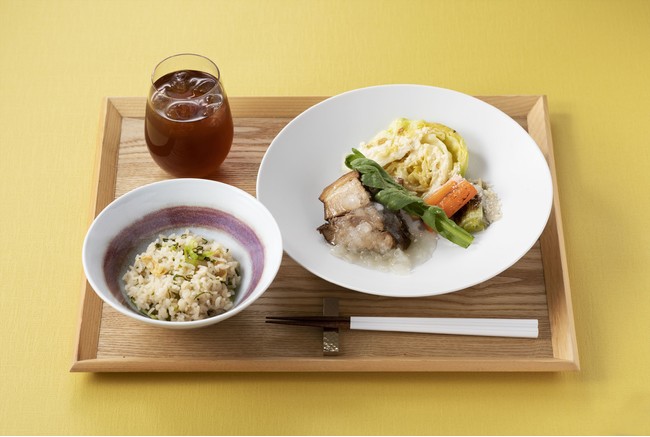 〈旬の味わいを堪能〉美味しい旬の野菜が集結！『日本全国の冬野菜マルシェ』を東京白金台「MuSuBu」にて開催のサブ画像5_小谷野豚と雪中キャベツの雪御膳　※写真はイメージです