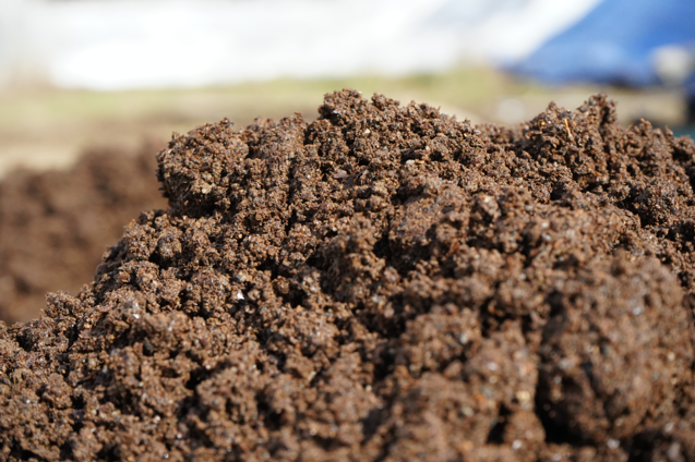 八百結び農法®《実証実験レポート》独自バイオスティミュラント技術による堆肥発酵製法（特許出願済）で、土壌の微生物を活性させる「八百結びの堆肥®」商品化に向け始動のサブ画像2