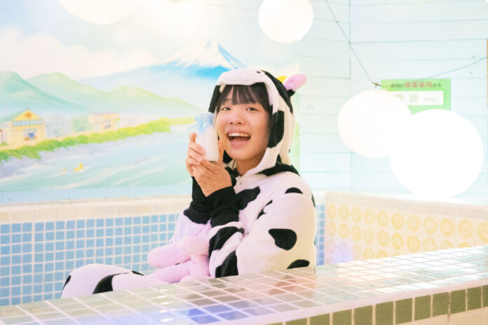 6月1日世界牛乳の日に牛乳を無料配布。昭和レトロな温泉銭湯玉川温泉にておふろ屋さんによる牛乳消費応援イベントを開催のメイン画像