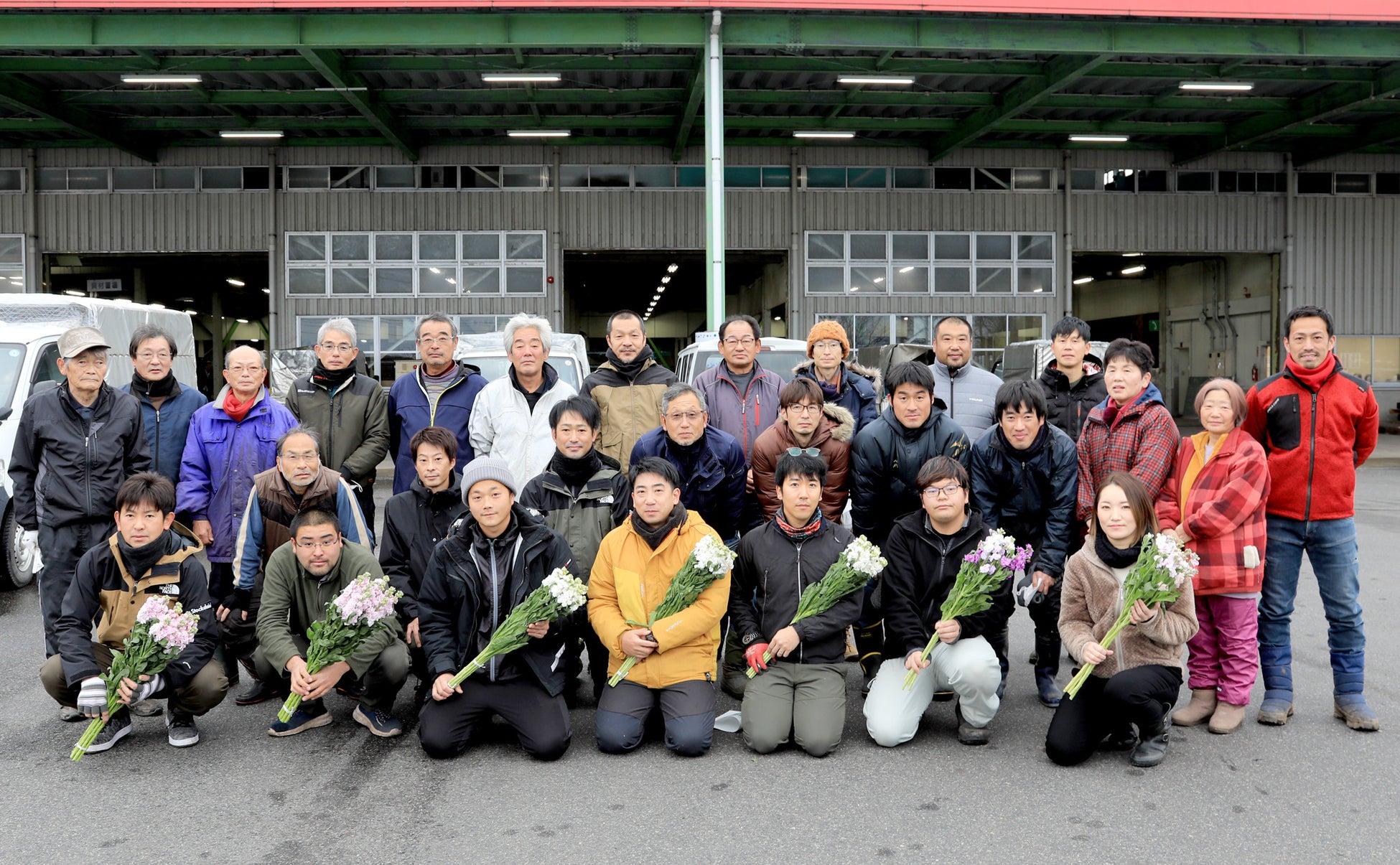 学生たちの花ひらく未来を祝福！花農家と花屋が贈る『卒業式フラワーフォトブース』のサブ画像5