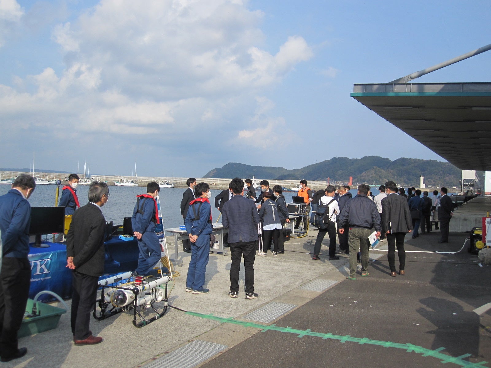 【開催報告】日本水中ドローン協会、日本初となる水中ドローンに特化したフェア「第2回わかやまスマート養殖フェア」に開催協力。水中ドローン普及活動に新たな一歩のサブ画像11_実演の様子