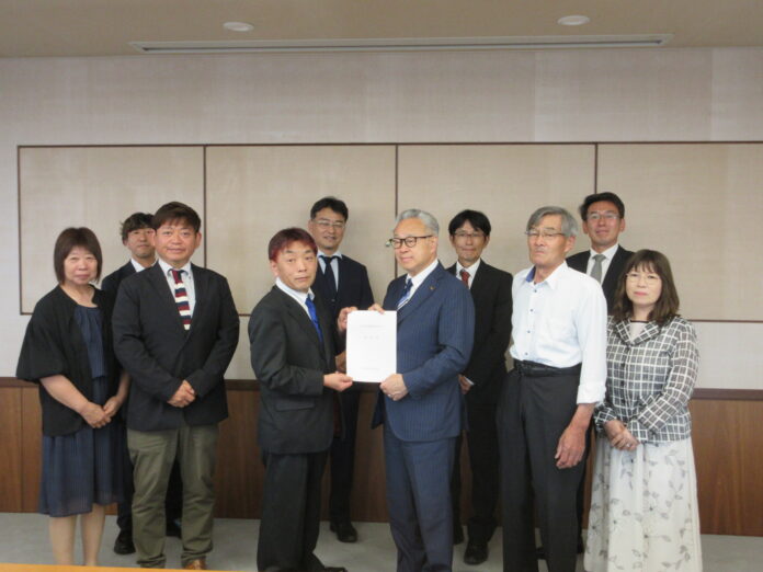 豊橋市認定農業者連絡会による要望書の提出を行いましたのメイン画像