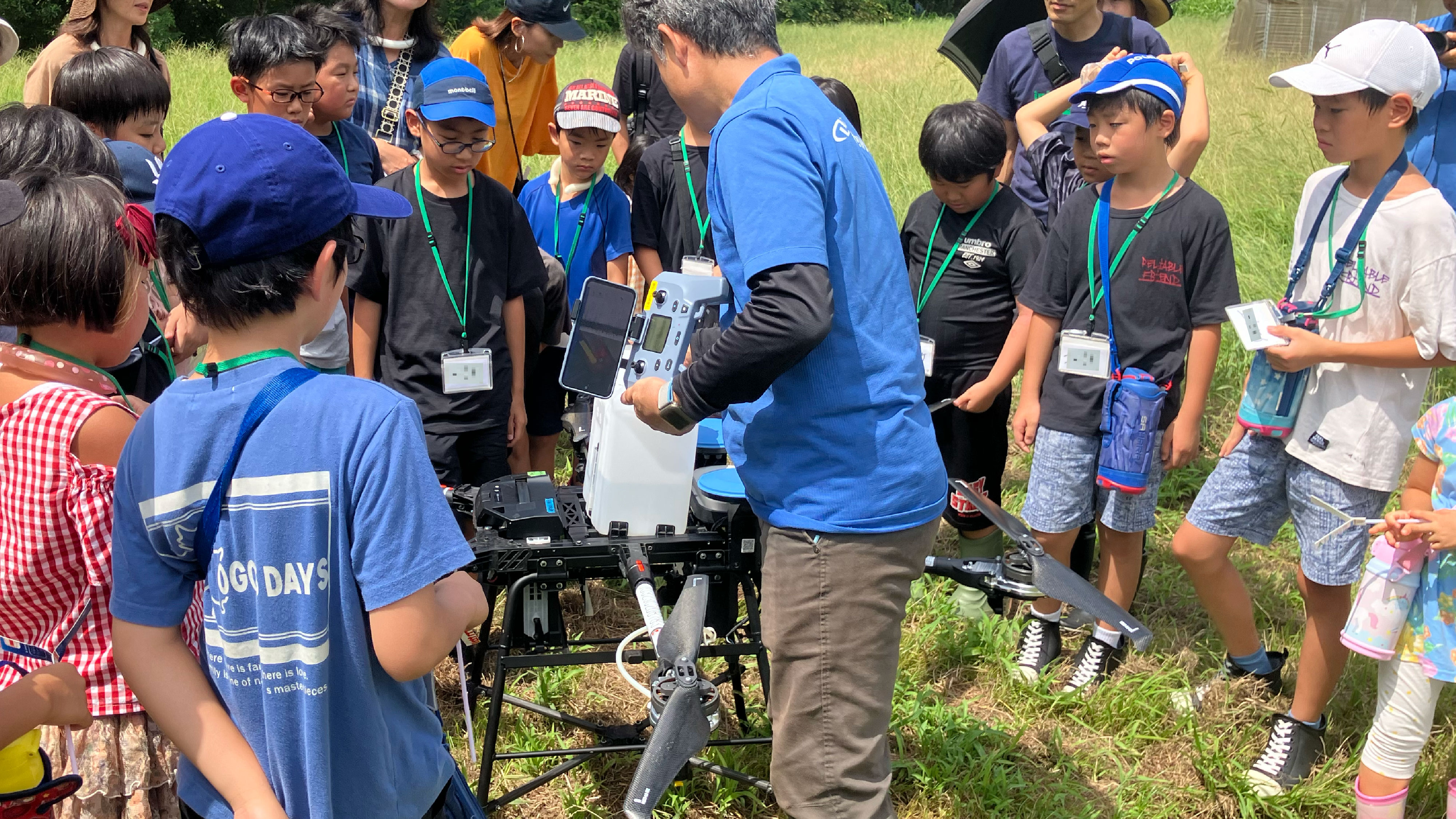 千葉市の小学生、国産自動飛行ドローンで農体験のサブ画像3